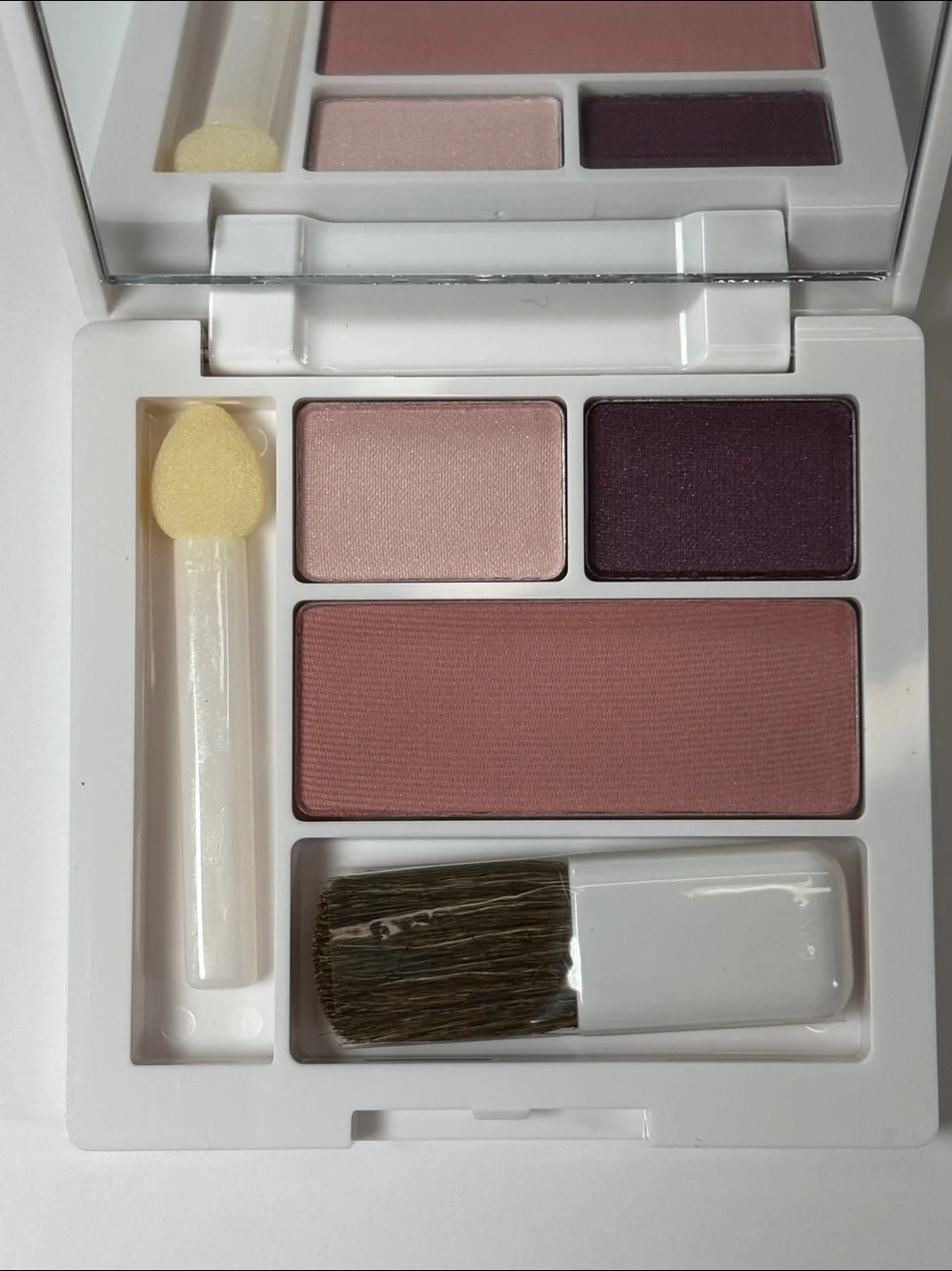 Clinique NEW duo eyeshadow and blush compact. All about shadow duo. New, unused